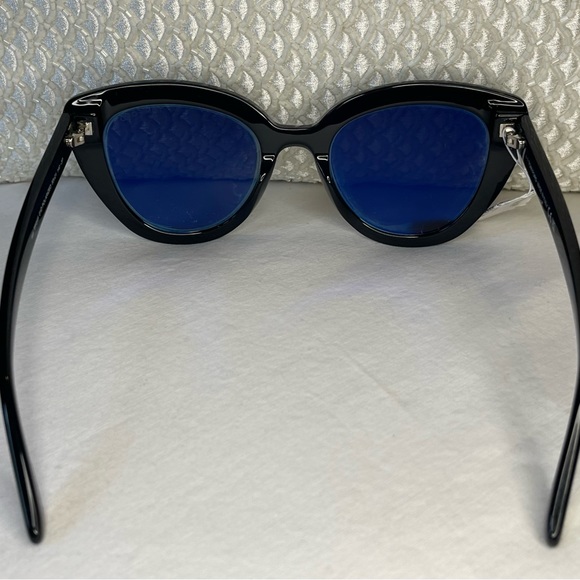 *SOLD ELSEWHERE* TOM FORD Izzi Acetate Cat-Eye Polarized Sunglasses - Picture 7 of 11